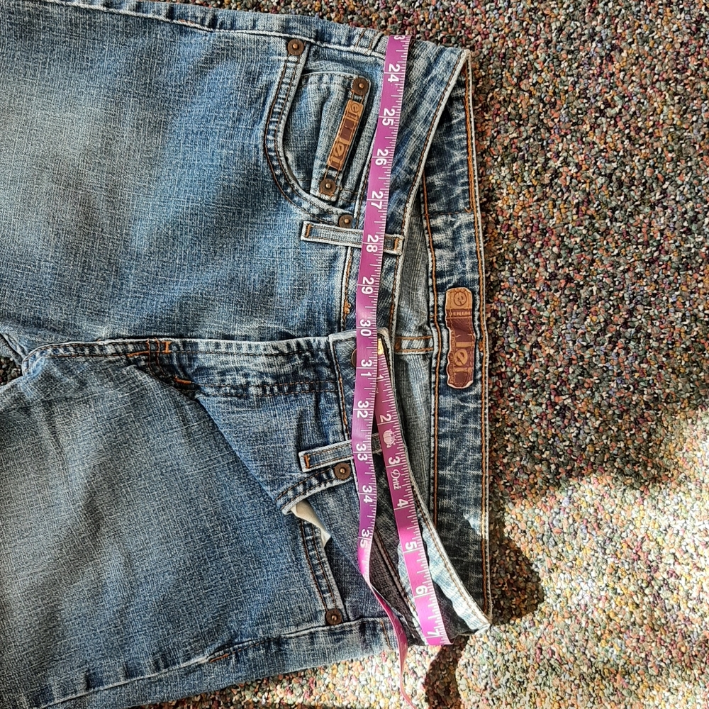 Basic denim jeans - Picture 12 of 15